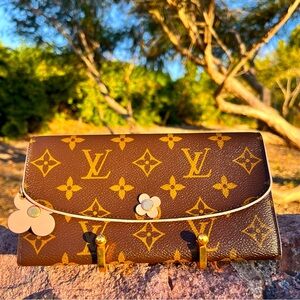 Authentic Louis Vuitton Monogram Clemence Emilie Flower Charm Wallet Rare
